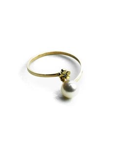 18 K Gold Ring Flower Pearl 56082-P