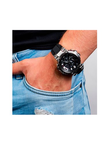 | MTG-B1000-1AER | Herrenuhr Casio G-Shock MT-G Metal Twisted MTG-B1000-1AER