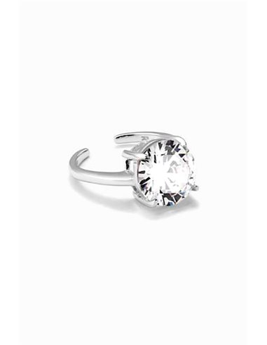 RY000207 Radiant First Class Ring: Elegance and Glamor in Every Sparkle