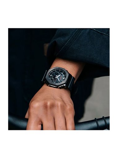 Herrenuhr Casio GM-2100CB-1AER G-SHOCK Utility Metal Schwarzes Stoffarmband