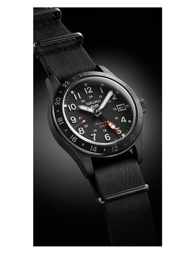 Seiko SSK025K1: The Perfect Companion for the Traveler