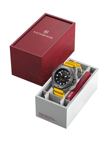 Montre Victorinox V241992 Dive Pro Titanium Quartz