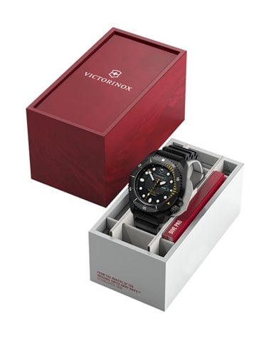 Victorinox Watch V241997 Dive Pro Titanium Automatic