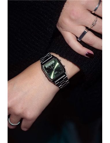 Casio AQ-230A-3AMQYES: Reloj digital vintage renovado en verde