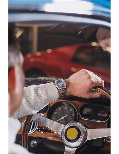 Découvrez l'Élégance Sportive du Casio Edifice EFB-730D-2AVUEF