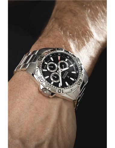 Festina F20623/4: Sportliches Design und Funktionalität für den Alltag