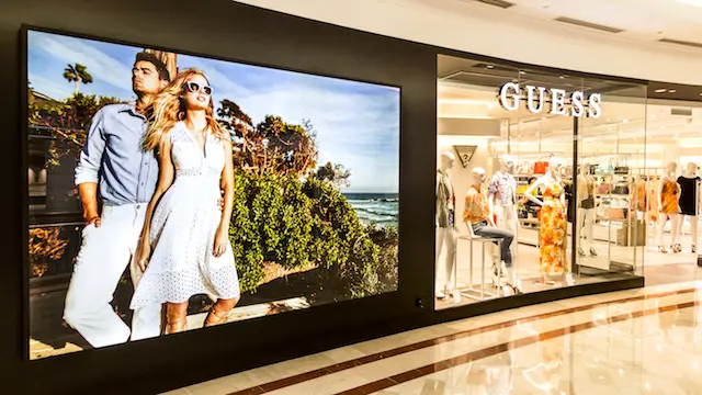 Tienda Guess Asia