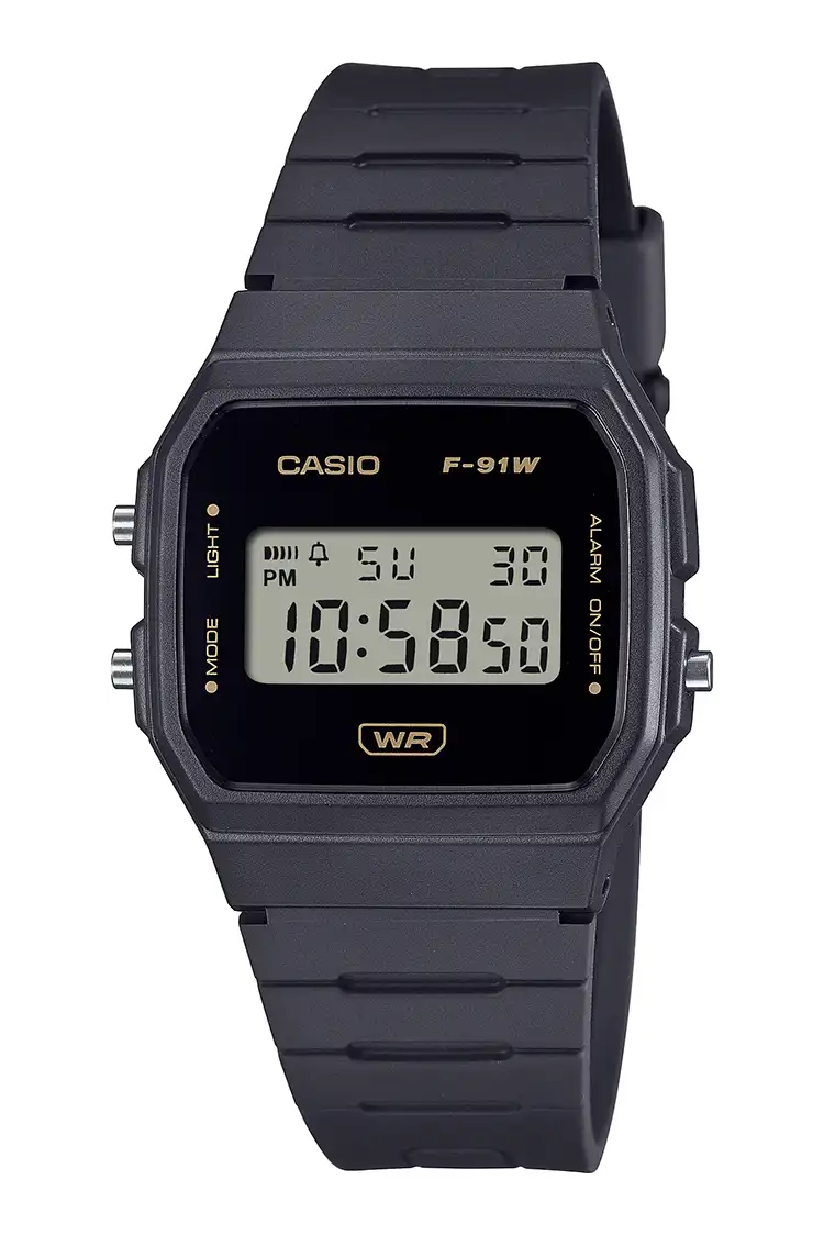 Casio Retro Schwarz F-91 mit goldenen Buchstaben