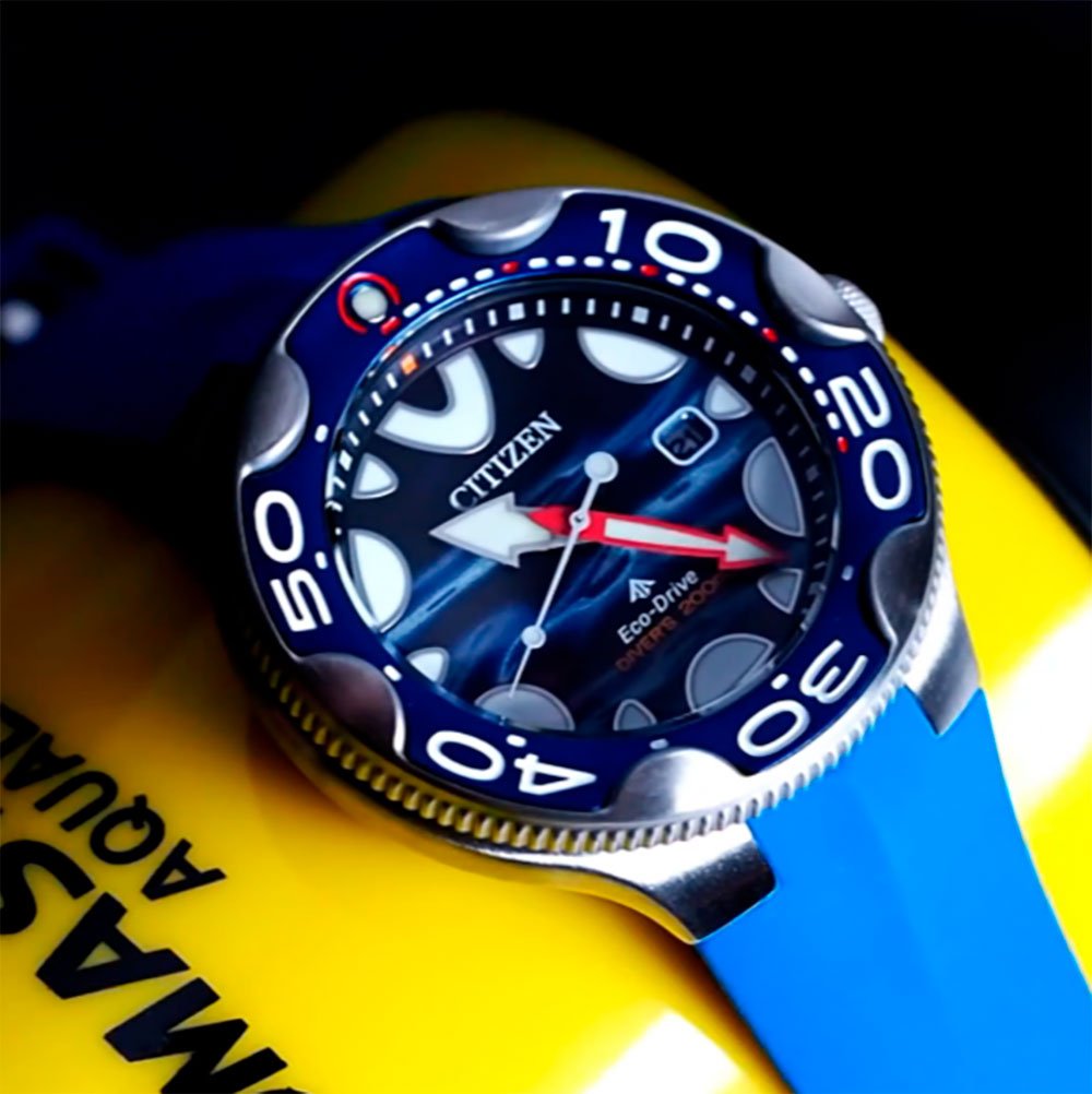 Citizen Diver con Caja forma Bombona