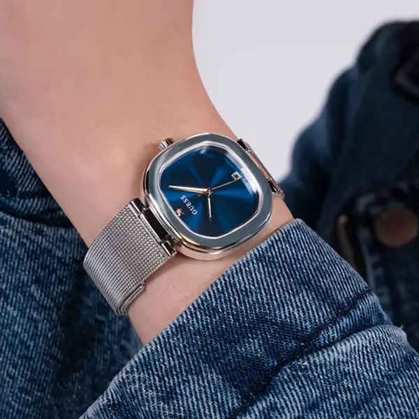 Guess Blau und Silber Milanaise