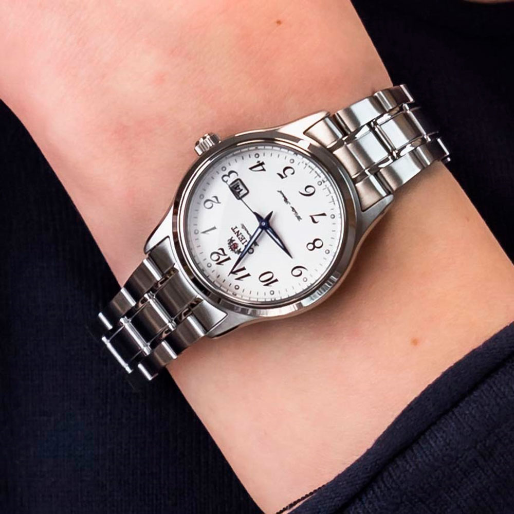 Montre Orient Fenêtre de Date