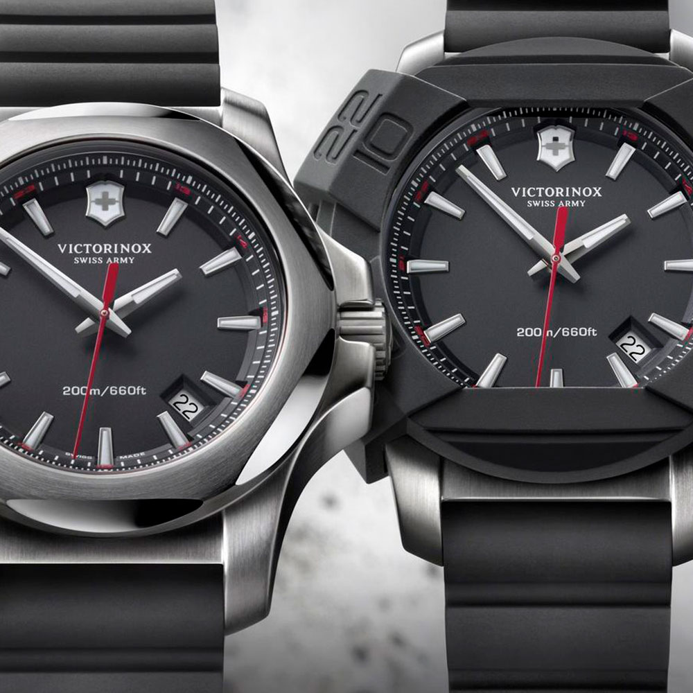 Victorinox Set con Bumber y Correa