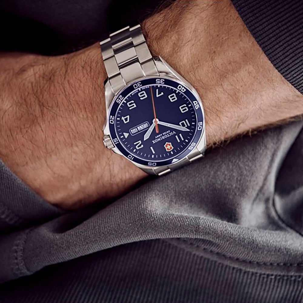 Montre Victorinox Fieldforce