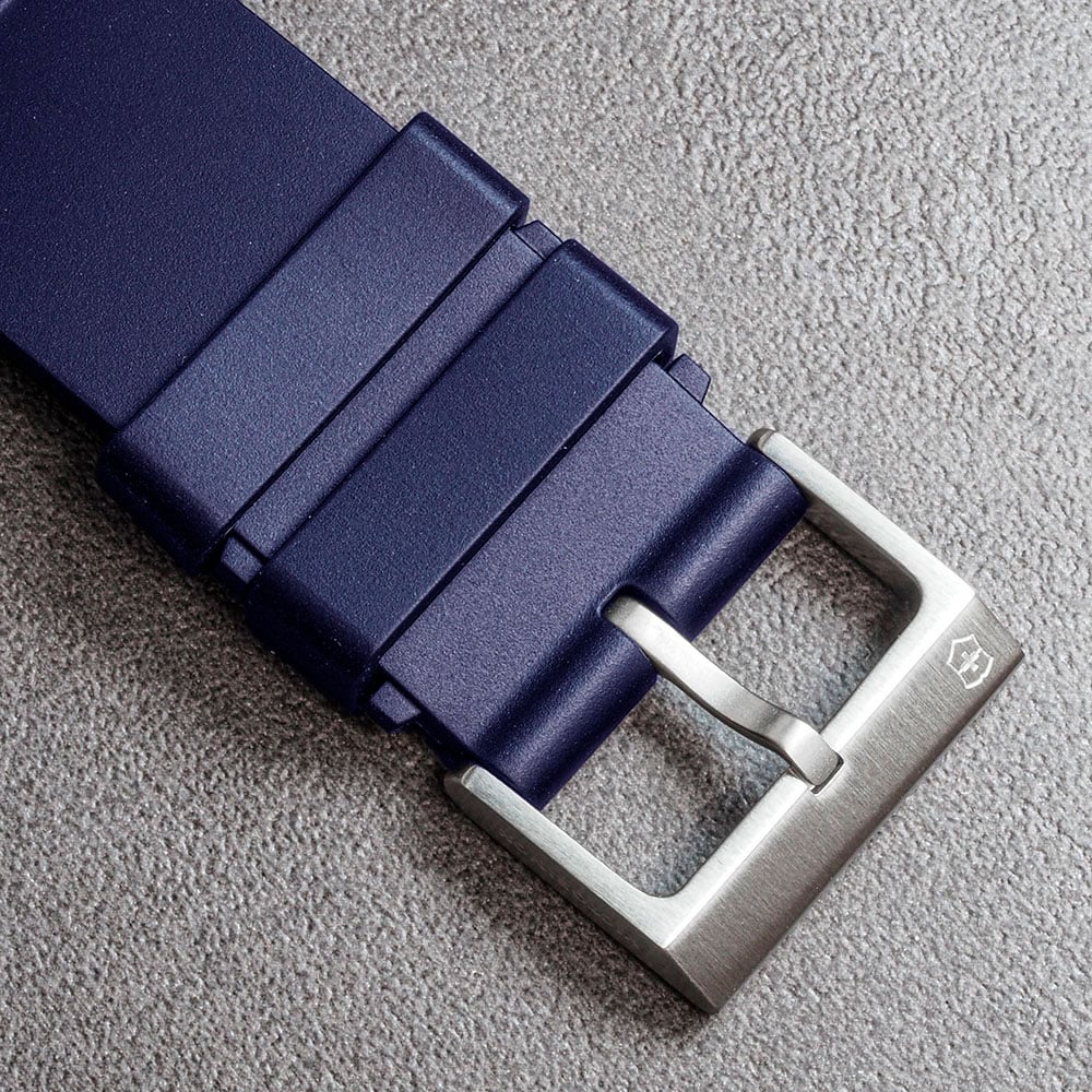 Bracelet en caoutchouc bleu pour montre Victorinox